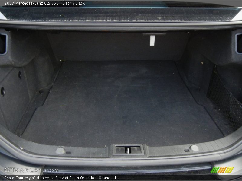  2007 CLS 550 Trunk