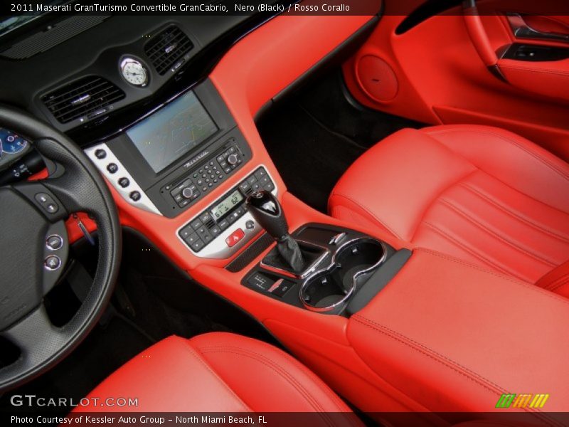 Controls of 2011 GranTurismo Convertible GranCabrio