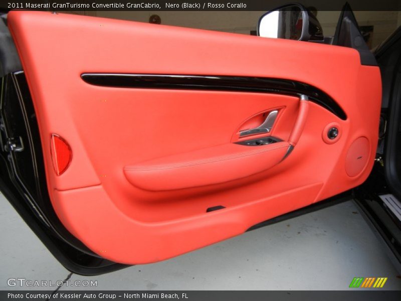 Door Panel of 2011 GranTurismo Convertible GranCabrio