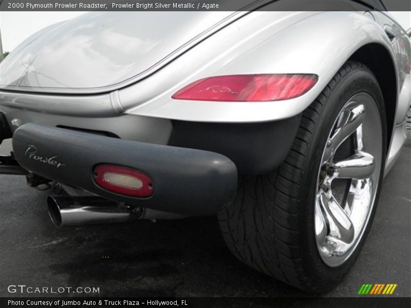 Prowler Bright Silver Metallic / Agate 2000 Plymouth Prowler Roadster