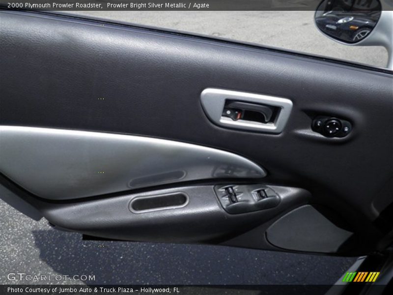 Prowler Bright Silver Metallic / Agate 2000 Plymouth Prowler Roadster