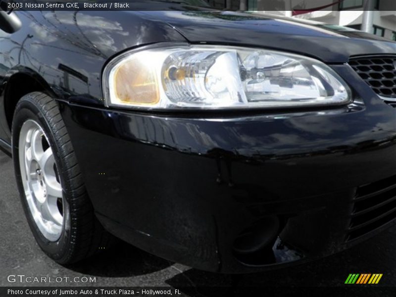 Blackout / Black 2003 Nissan Sentra GXE