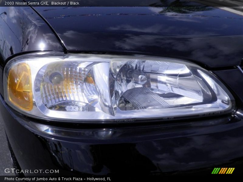 Blackout / Black 2003 Nissan Sentra GXE