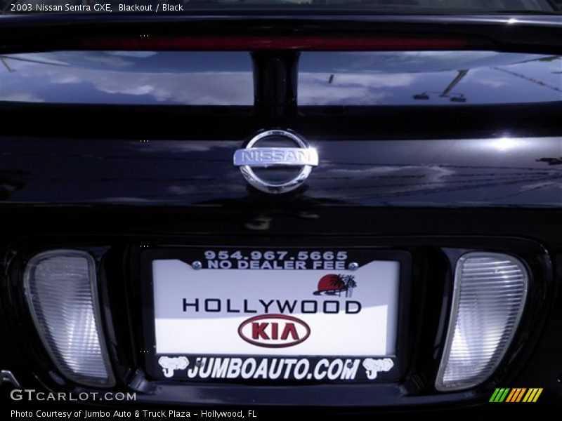 Blackout / Black 2003 Nissan Sentra GXE