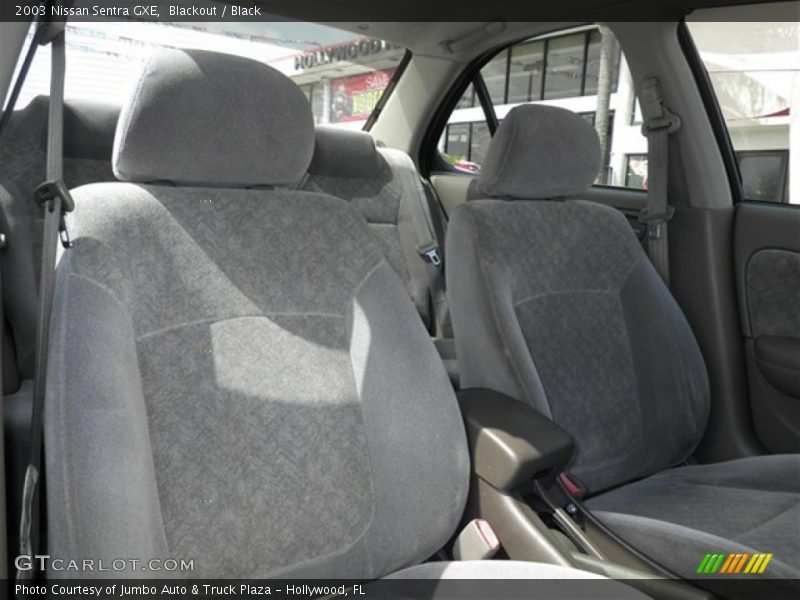 Blackout / Black 2003 Nissan Sentra GXE