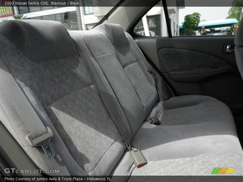 Blackout / Black 2003 Nissan Sentra GXE