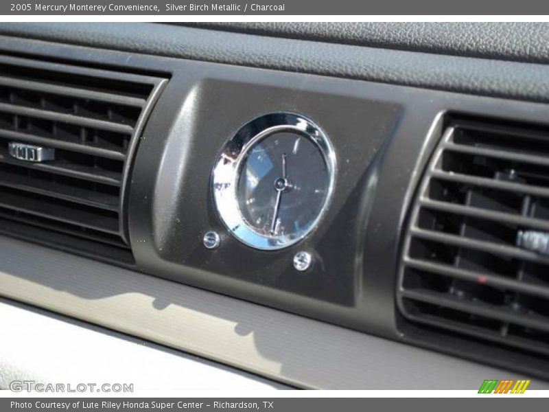 Silver Birch Metallic / Charcoal 2005 Mercury Monterey Convenience