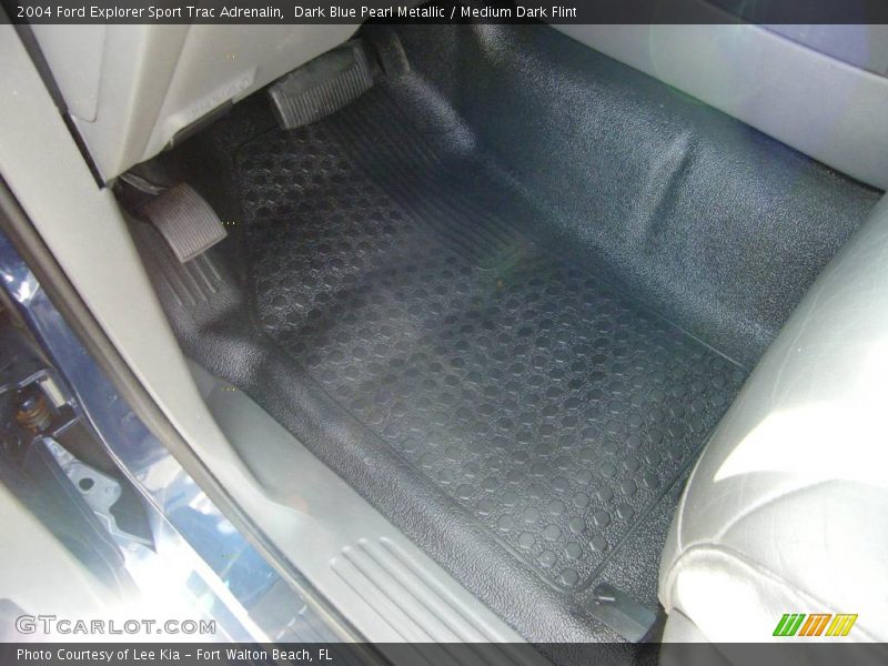 Dark Blue Pearl Metallic / Medium Dark Flint 2004 Ford Explorer Sport Trac Adrenalin