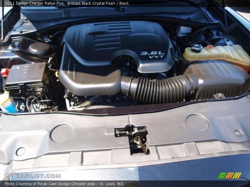 Brilliant Black Crystal Pearl / Black 2011 Dodge Charger Rallye Plus