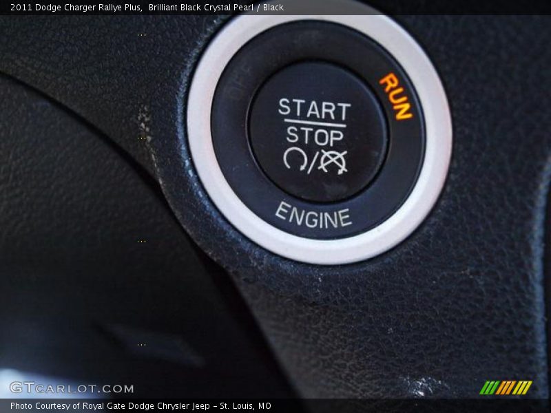 Brilliant Black Crystal Pearl / Black 2011 Dodge Charger Rallye Plus