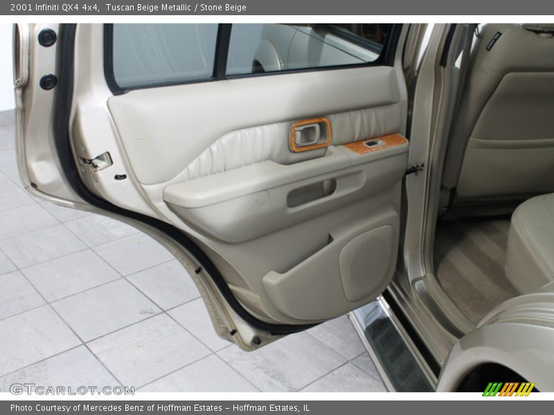 Tuscan Beige Metallic / Stone Beige 2001 Infiniti QX4 4x4