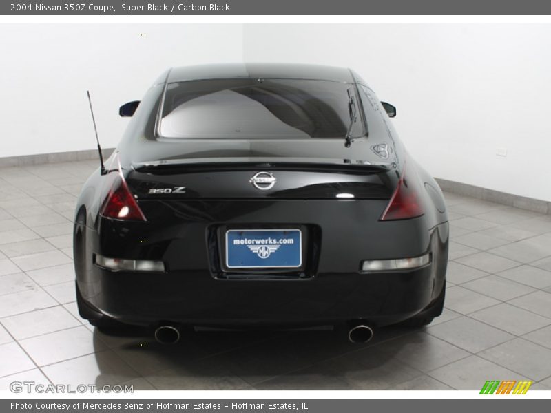 Super Black / Carbon Black 2004 Nissan 350Z Coupe