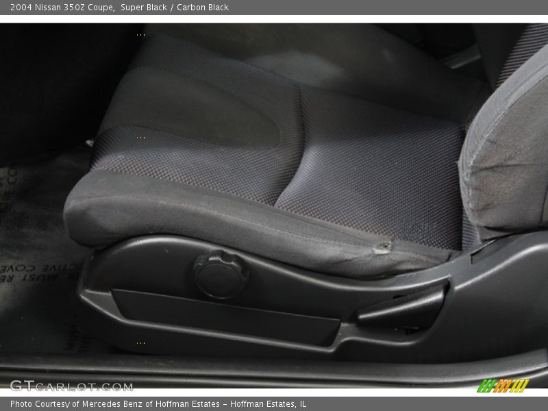 Super Black / Carbon Black 2004 Nissan 350Z Coupe