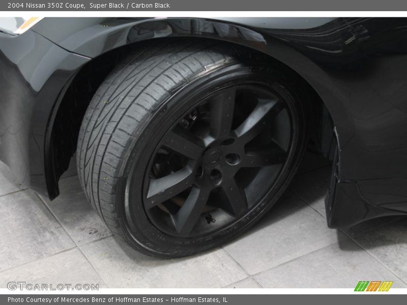 Super Black / Carbon Black 2004 Nissan 350Z Coupe
