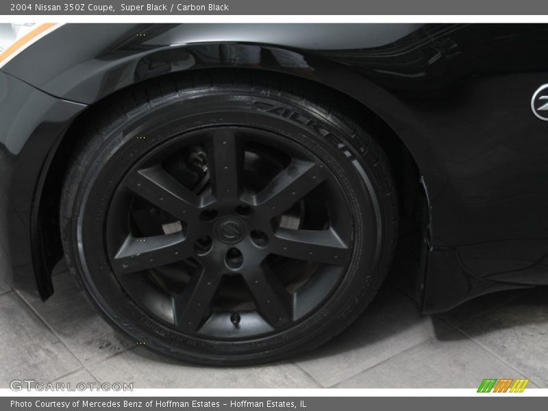 Super Black / Carbon Black 2004 Nissan 350Z Coupe
