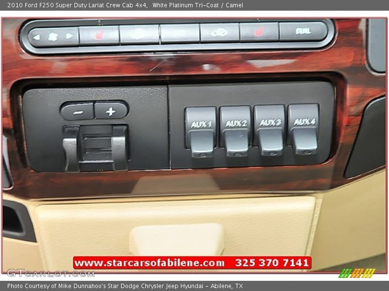 White Platinum Tri-Coat / Camel 2010 Ford F250 Super Duty Lariat Crew Cab 4x4