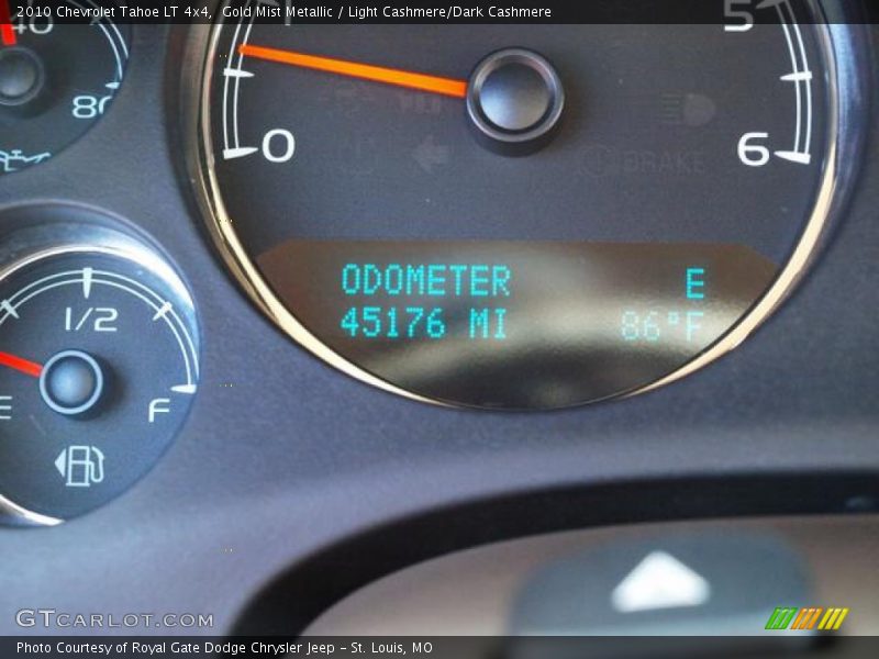Gold Mist Metallic / Light Cashmere/Dark Cashmere 2010 Chevrolet Tahoe LT 4x4