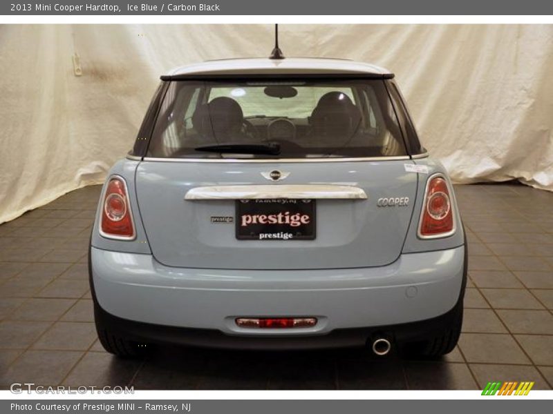 Ice Blue / Carbon Black 2013 Mini Cooper Hardtop