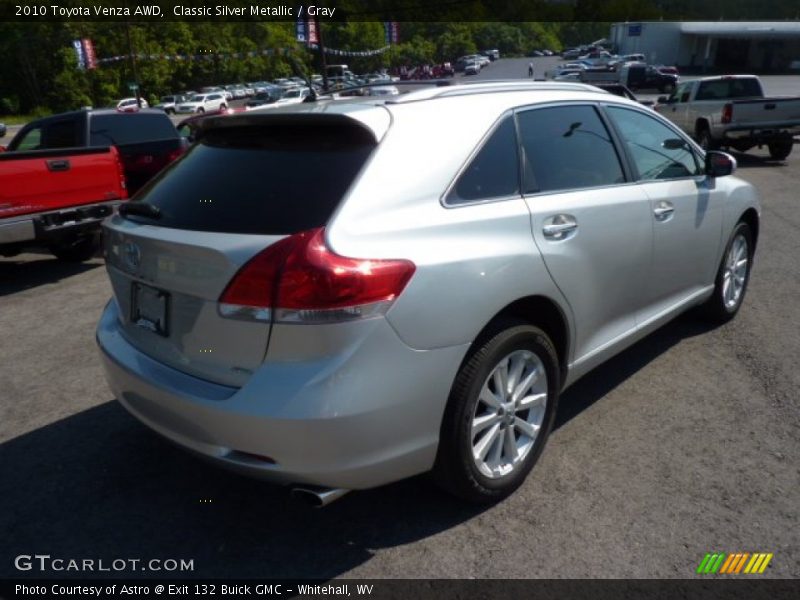 Classic Silver Metallic / Gray 2010 Toyota Venza AWD