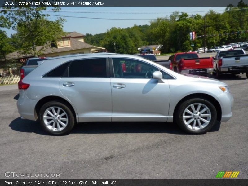 Classic Silver Metallic / Gray 2010 Toyota Venza AWD