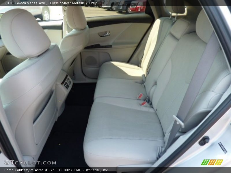 Classic Silver Metallic / Gray 2010 Toyota Venza AWD