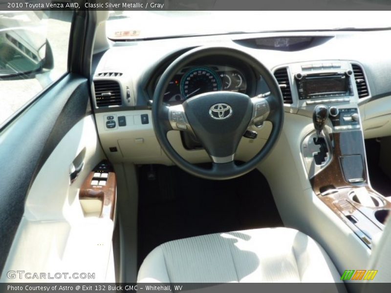 Classic Silver Metallic / Gray 2010 Toyota Venza AWD