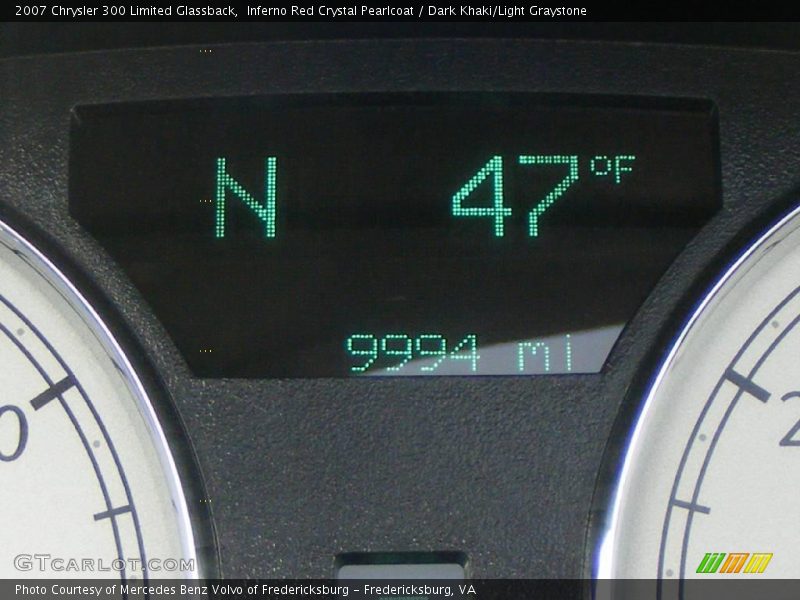 Inferno Red Crystal Pearlcoat / Dark Khaki/Light Graystone 2007 Chrysler 300 Limited Glassback