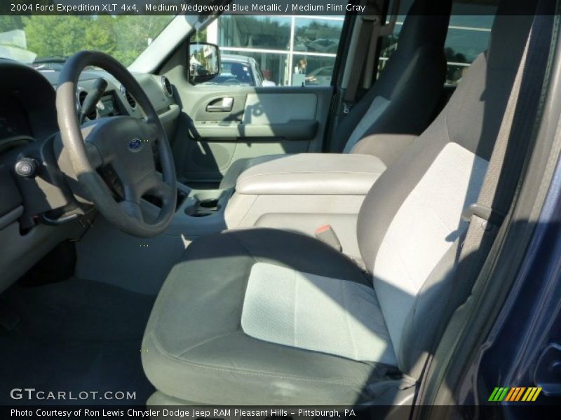 Medium Wedgewood Blue Metallic / Medium Flint Gray 2004 Ford Expedition XLT 4x4
