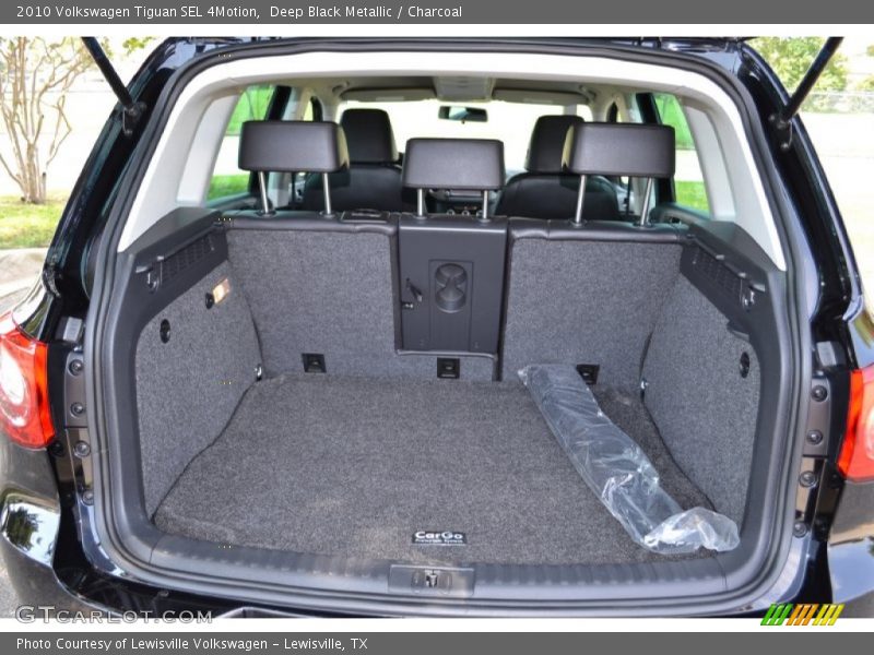 Deep Black Metallic / Charcoal 2010 Volkswagen Tiguan SEL 4Motion