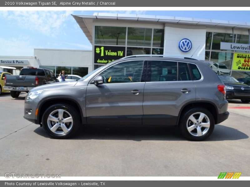 Alpine Grey Metallic / Charcoal 2010 Volkswagen Tiguan SE