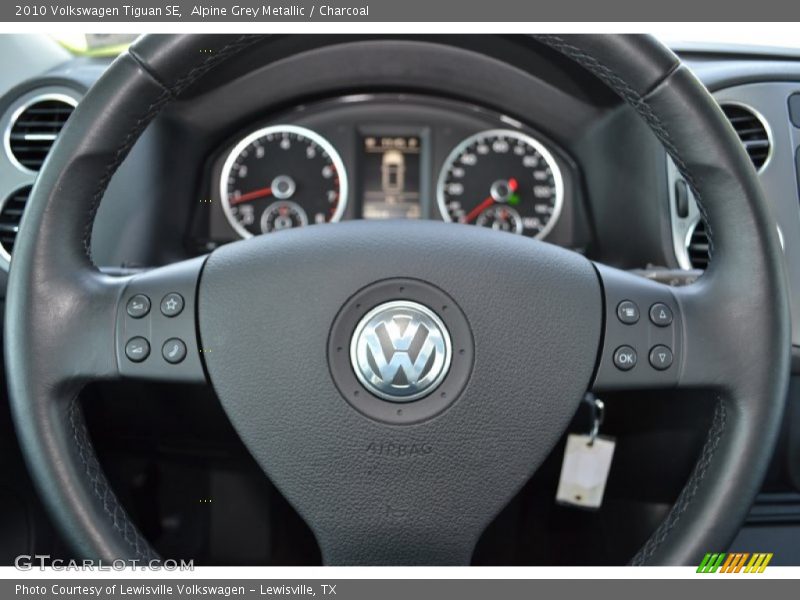 Alpine Grey Metallic / Charcoal 2010 Volkswagen Tiguan SE