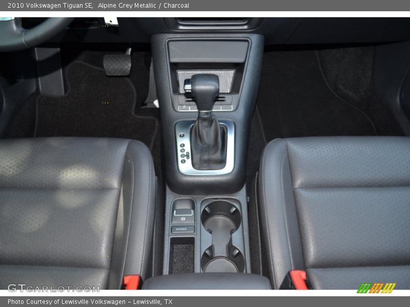 Alpine Grey Metallic / Charcoal 2010 Volkswagen Tiguan SE