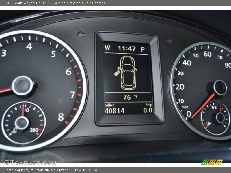 Alpine Grey Metallic / Charcoal 2010 Volkswagen Tiguan SE