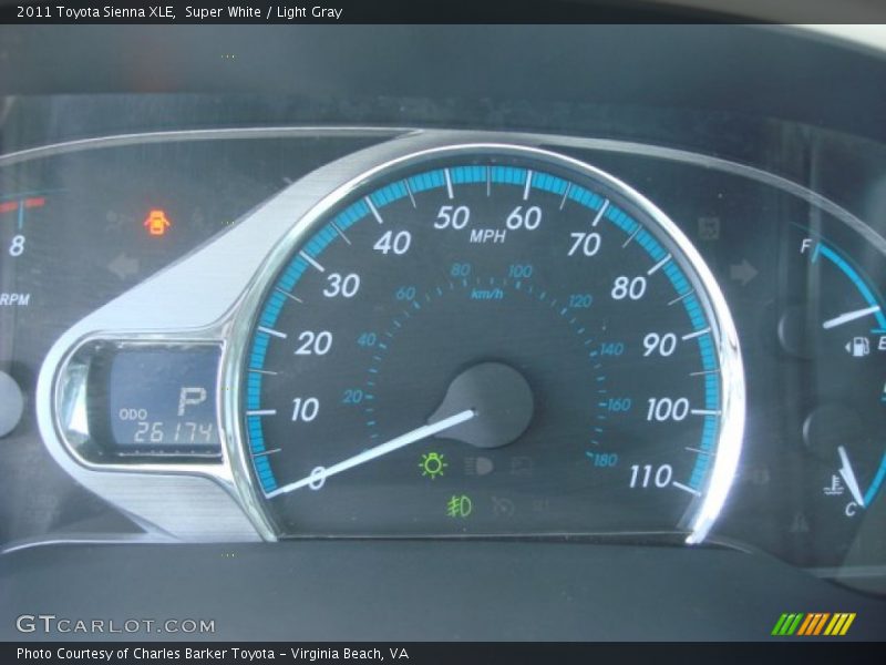 Super White / Light Gray 2011 Toyota Sienna XLE