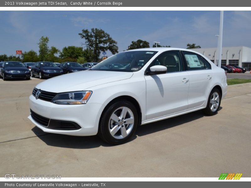 Candy White / Cornsilk Beige 2013 Volkswagen Jetta TDI Sedan