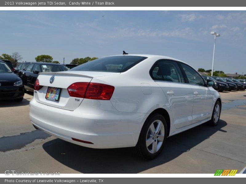 Candy White / Titan Black 2013 Volkswagen Jetta TDI Sedan