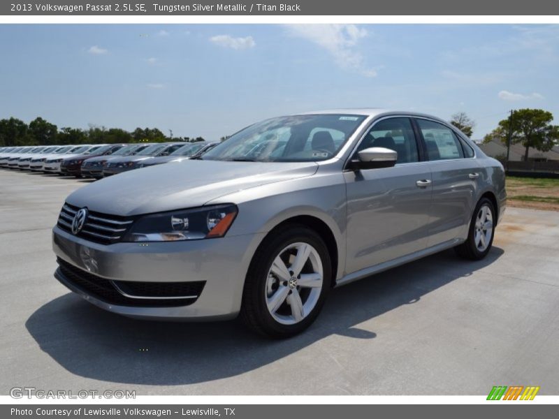 Tungsten Silver Metallic / Titan Black 2013 Volkswagen Passat 2.5L SE