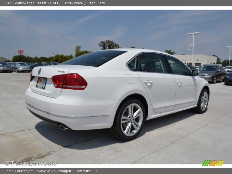 Candy White / Titan Black 2013 Volkswagen Passat V6 SEL