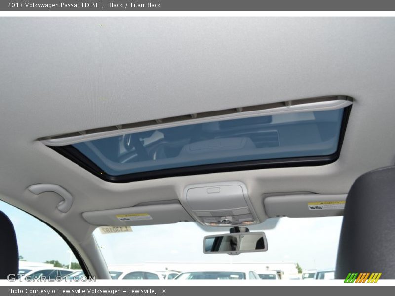 Black / Titan Black 2013 Volkswagen Passat TDI SEL