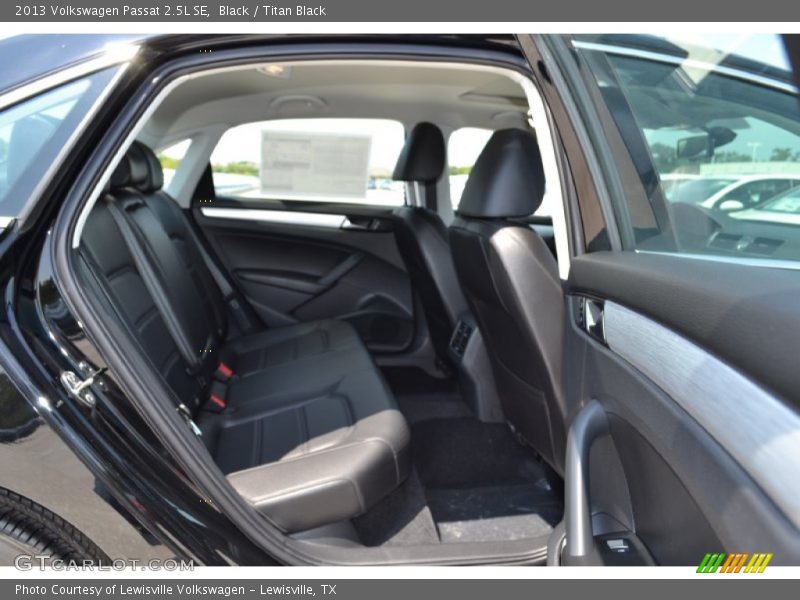 Black / Titan Black 2013 Volkswagen Passat 2.5L SE