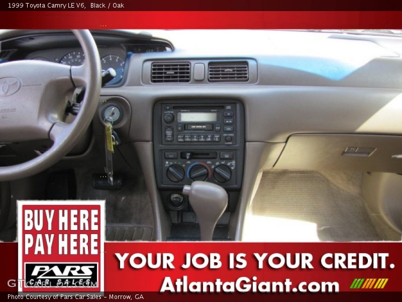 Black / Oak 1999 Toyota Camry LE V6