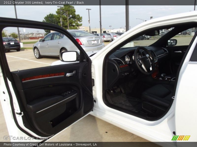 Ivory Tri-Coat Pearl / Black 2012 Chrysler 300 Limited