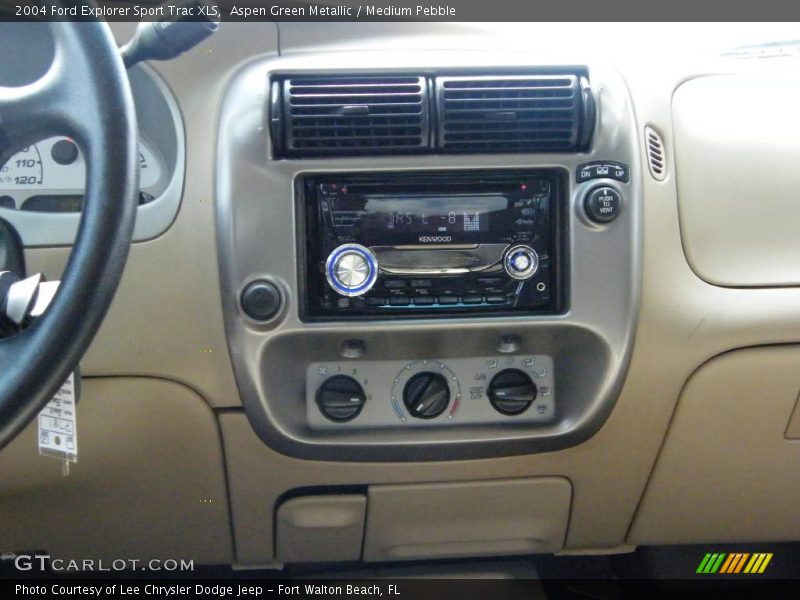 Aspen Green Metallic / Medium Pebble 2004 Ford Explorer Sport Trac XLS