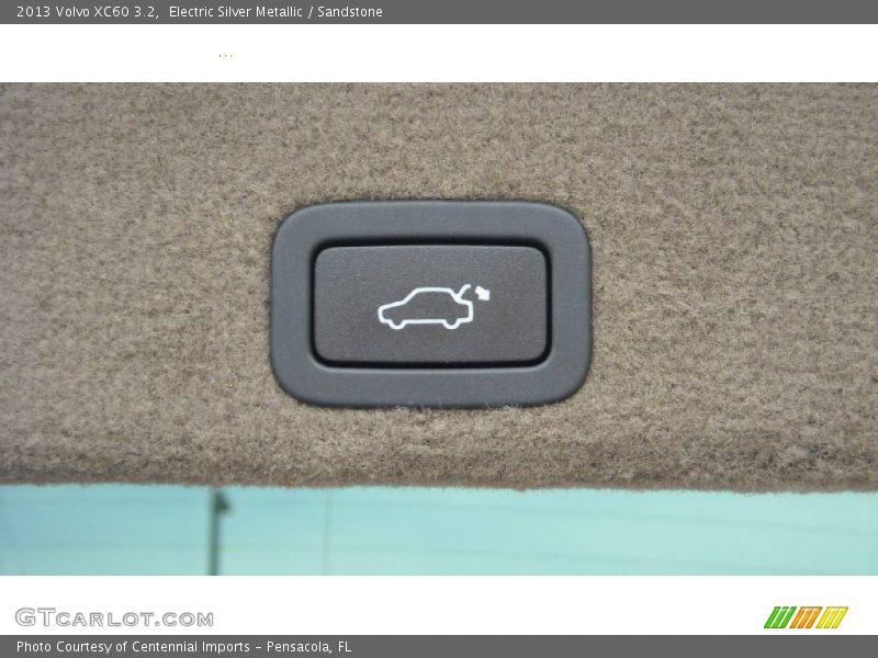 Electric Silver Metallic / Sandstone 2013 Volvo XC60 3.2