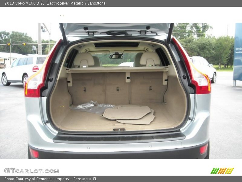 Electric Silver Metallic / Sandstone 2013 Volvo XC60 3.2