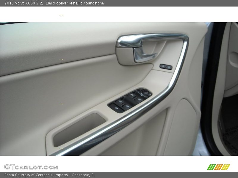 Electric Silver Metallic / Sandstone 2013 Volvo XC60 3.2