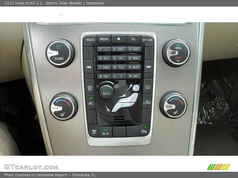 Electric Silver Metallic / Sandstone 2013 Volvo XC60 3.2