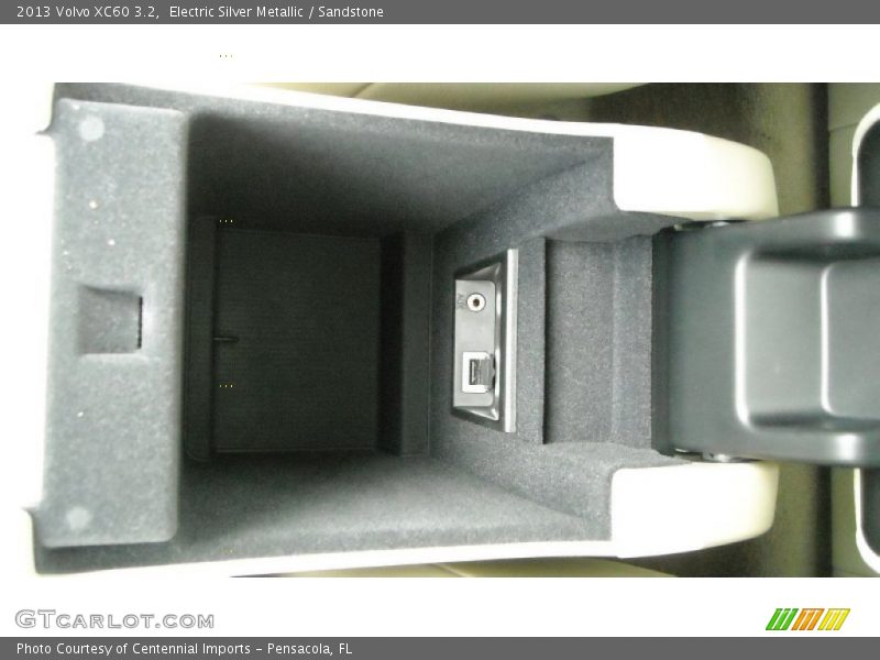 Electric Silver Metallic / Sandstone 2013 Volvo XC60 3.2
