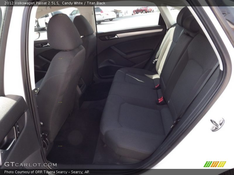 Candy White / Titan Black 2012 Volkswagen Passat 2.5L S