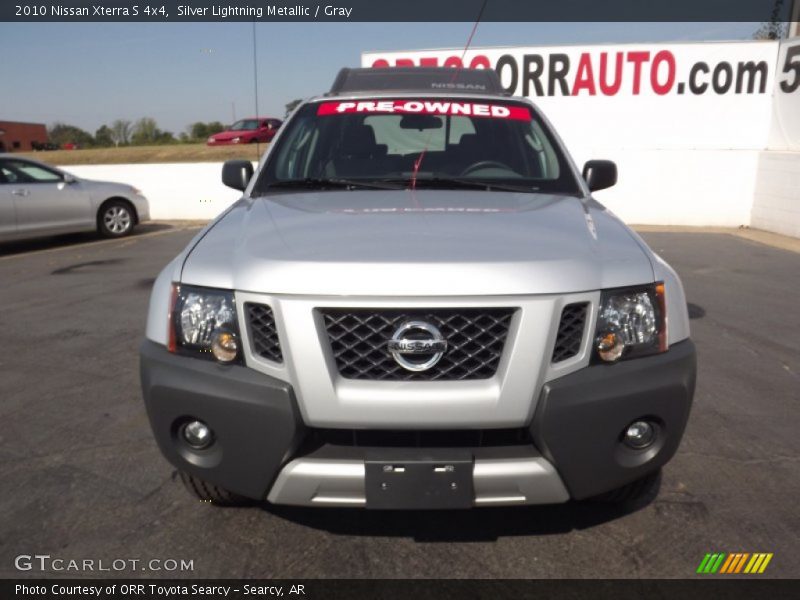 Silver Lightning Metallic / Gray 2010 Nissan Xterra S 4x4
